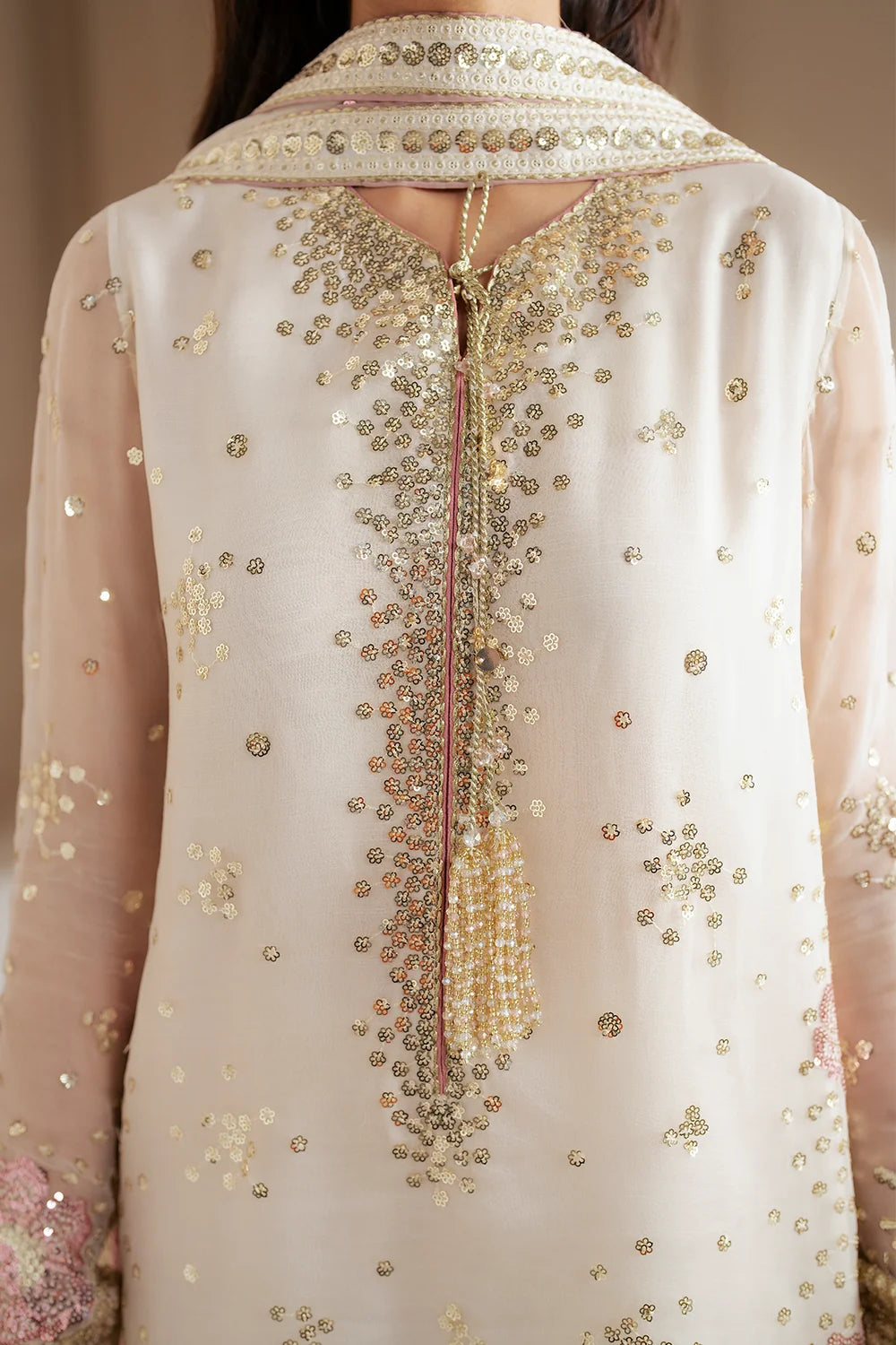 Mah-e-Gul 3 Piece Embroidered