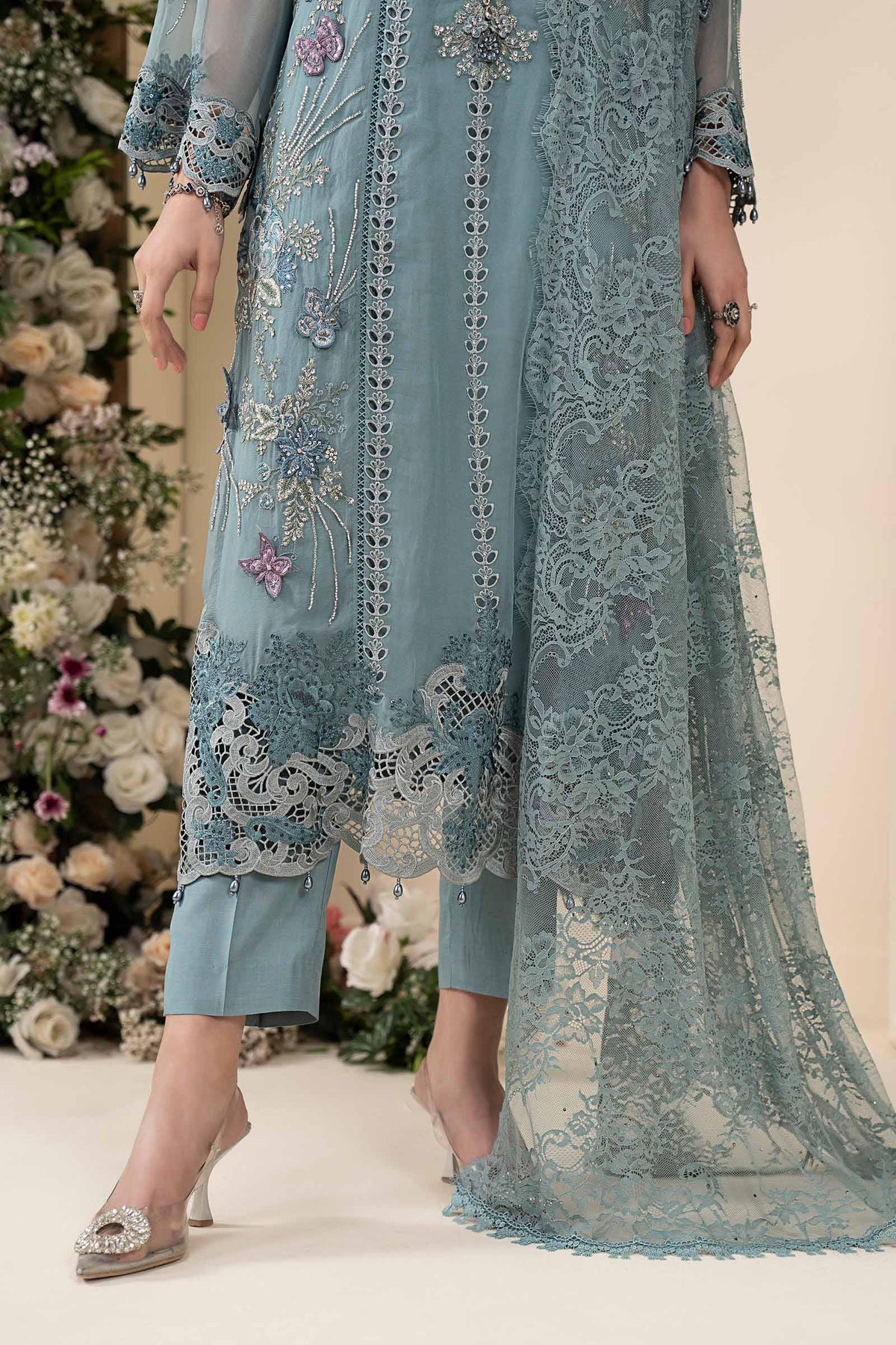 Noor-e-Aqua 3 Piece Embroidered