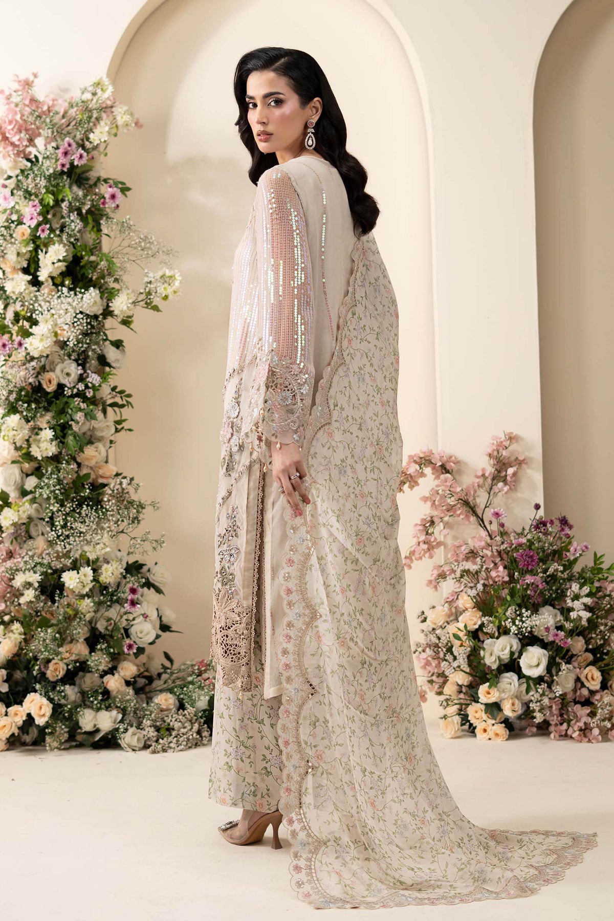 Pearl Petals 3 Piece Embroidered