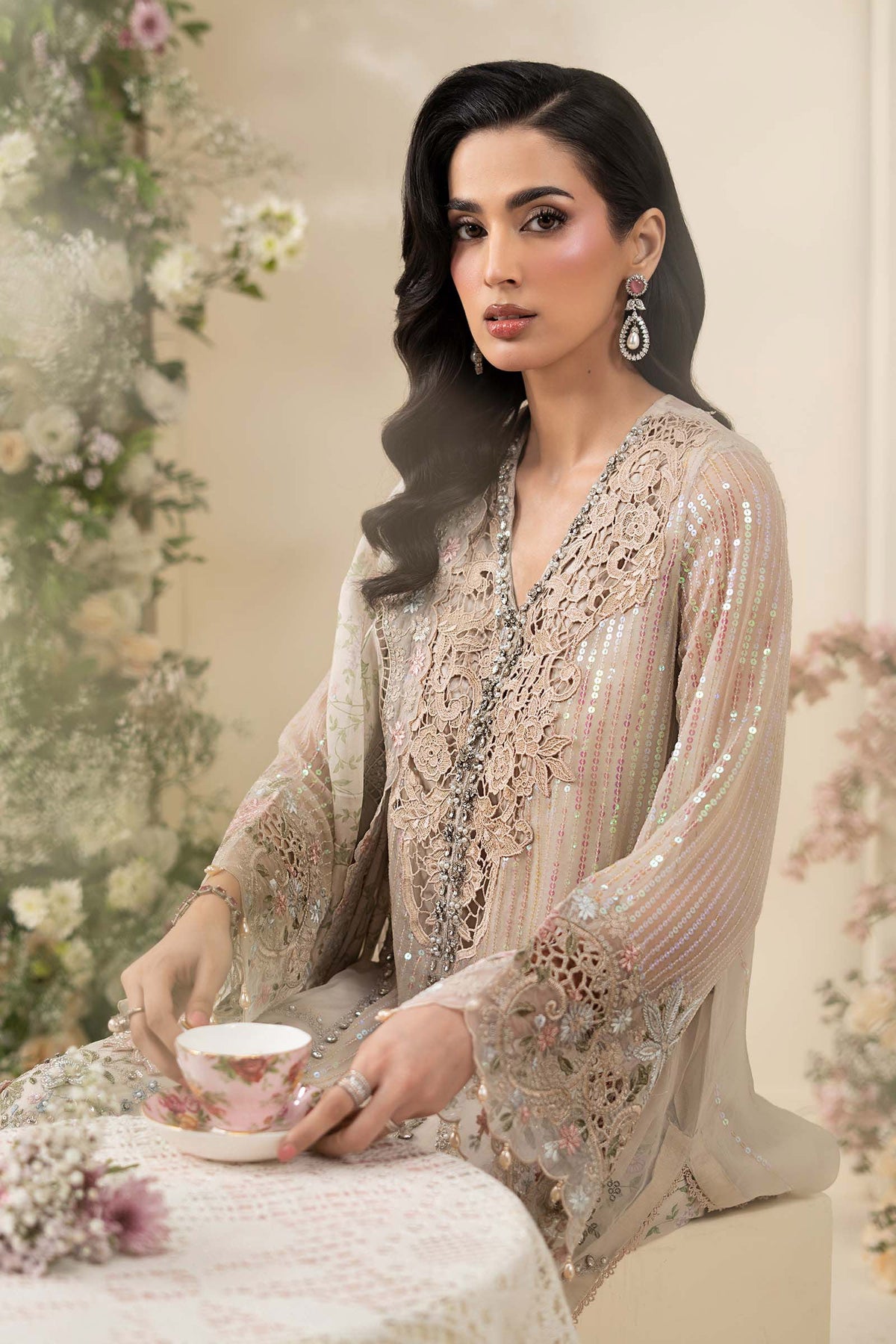 Pearl Petals 3 Piece Embroidered