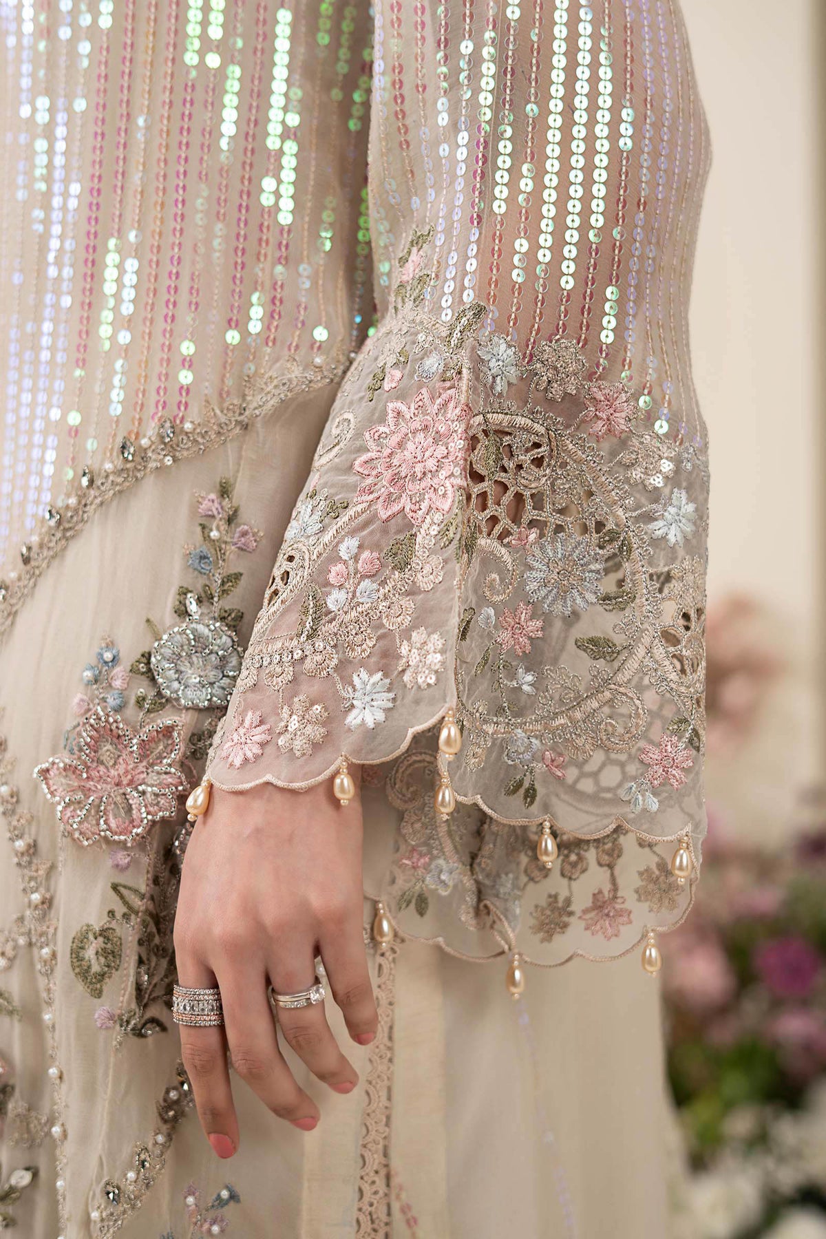 Pearl Petals 3 Piece Embroidered