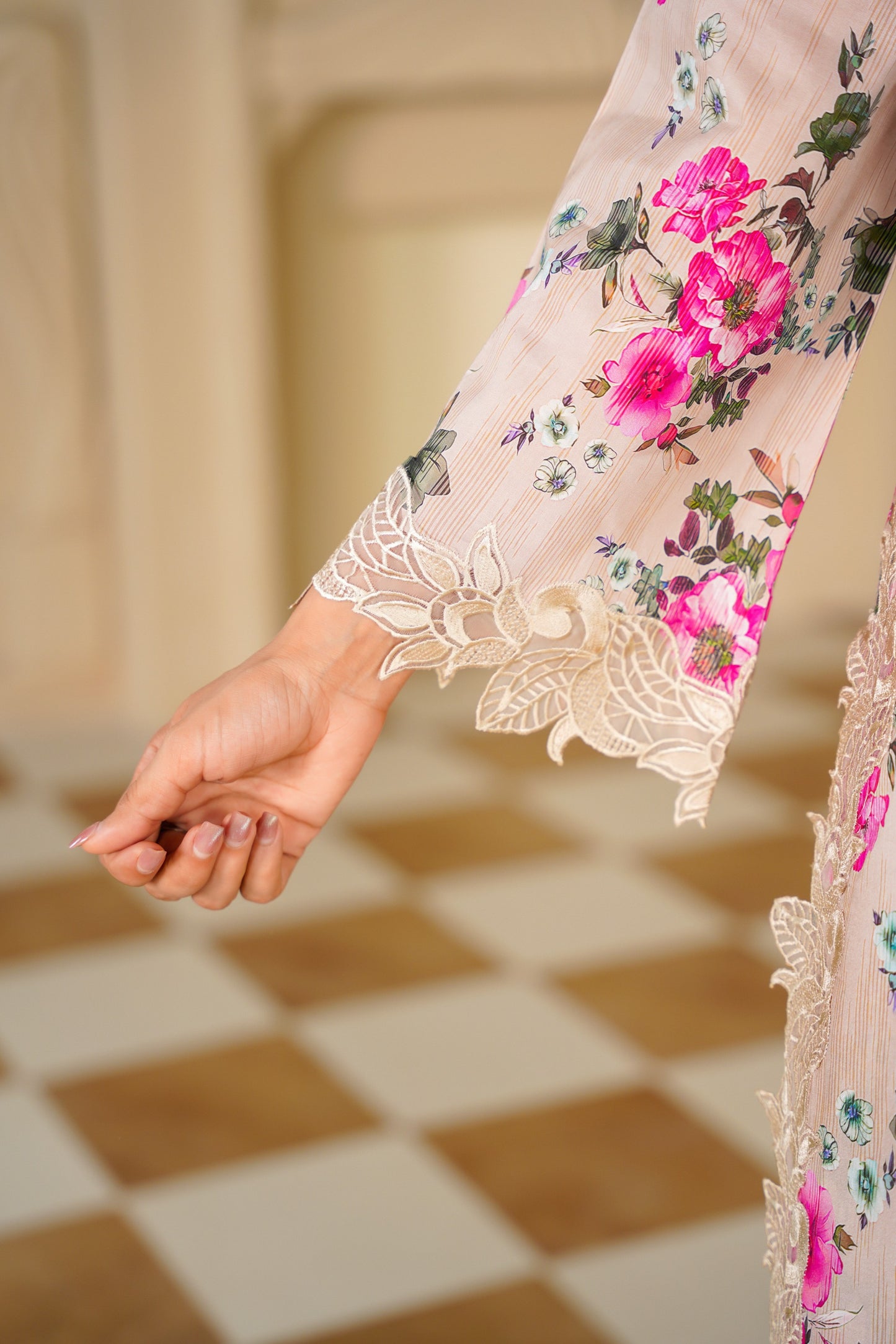 Blush Flora 03-PC