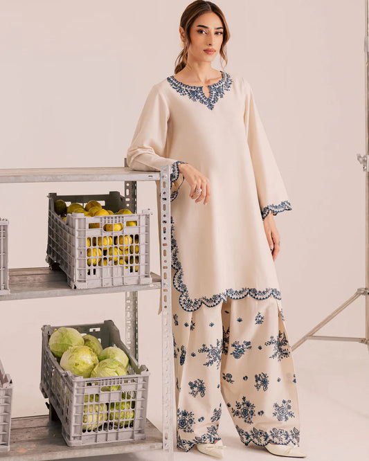 Beige Whisper 02-PC